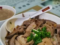 皇牌猪杂捞河粉-荔林食店(西华路店)