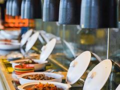 -大中华希尔顿酒店-念自助餐·嗨啤·小龙虾