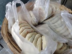 -眼镜粑粑