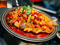 -辣尚瘾·烤鱼·新川菜(牡丹园直营店)