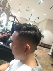 -侨治发型