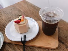 红茶伯爵慕斯-素咫咖啡CLIFEROSE