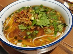 -矮子粉店1985·长沙米粉(湘春路店)