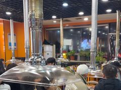 -哈尔滨小酒馆·鲜肉现穿自助烧烤(康新花园店)