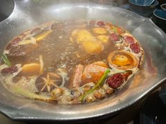 -湊湊火锅·茶憩(打浦桥日月光店)