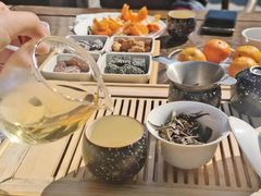 -云南荟·湖畔领宴(领事馆店)