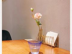 -POKEE VIA&Brunch·维娅(重庆来福士店)
