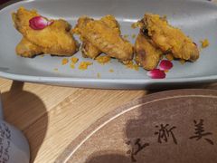 -蜜桃餐厅·伴山(湖滨商业街店)