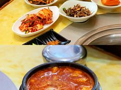海鲜辣豆腐汤-牛信亭韩国料理·炭火烤肉(紫藤路店)