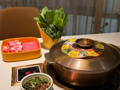 -润园四季椰子鸡火锅(卓越INTOWN店)