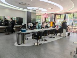 -MOVAN  HAIR莫凡匠人发型屋