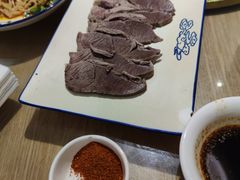 -秦香阁·西北家常菜(徐汇日月光中心店)