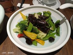 -港丽餐厅(正大店)