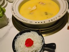 -领鲜天下·焗海鲜·花胶鸡(天目里店)