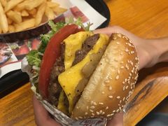 -The Habit Burger Grill 哈比特汉堡(复兴soho店)
