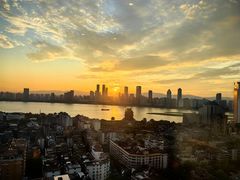 -东方豪景花园酒店·怡景旋转餐厅