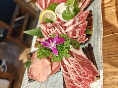 -明洞阿姨·韩式酱蟹烤肉·创意料理(三元桥店)