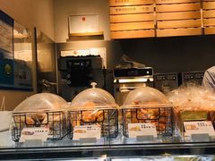 面包甜点陈列柜-喜茶(上海兴业太古汇店)