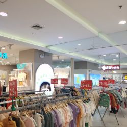 -孩子王童乐园(唐山万达广场店)