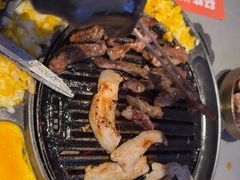 -轻烧烤肉(光谷步行街店)