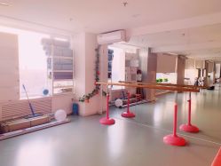 -WITCH （舞季）舞蹈工作室