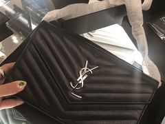 -文艺复兴百货(米兰大教堂广场店)