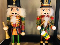 -ZING COFFEE 镜咖啡