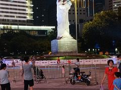 -泰康仰忠精品批发城