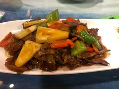 -费大厨辣椒炒肉(万家丽一店)
