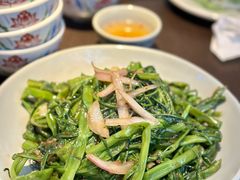 -大头虾越式风味餐厅(光明广场店)