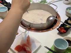 -洪氏嗨捞·猪肚鸡火锅(阳光天地店)
