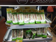 -全家便利店(王府井大街店)