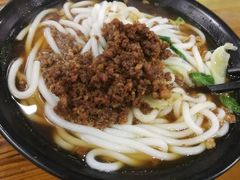 -丽虹云南过桥米线(兴工街店)