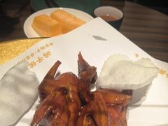 -鸽子侯·家宴·平价海鲜(绿地店)