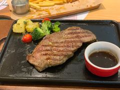 -必胜客(WOW昙华林店)