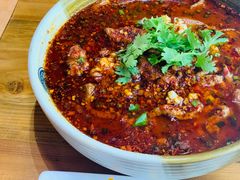 水煮牛肉-自贡盐帮菜·玩辣餐厅(樱花园西街店)