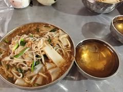 -正宗杨记普洱酸醋米线(总店)