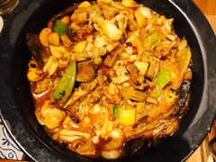 -云海肴·汽锅鸡·云南菜(天山百盛优客店)