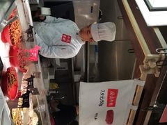 -成都你六姐·牛肉冒菜(城市集市合生汇店)