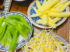 -沸炉重庆老火锅(军事博物馆店)