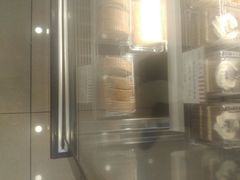 -红宝石·鲜奶小方·海派西点房(丰庄店)