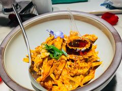 敲糖棒棒鸡-辛香汇·现炒川菜(淮海路百盛店)