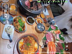 -汉城烤肉·黑金冠(华山路店)