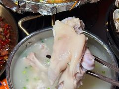 -何师烧烤Pro ·江湖川菜·小龙虾·精酿(太古里旗舰店)