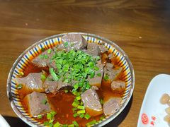 -建新园过桥米线(老街店)