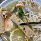 来汕头别忘了吃上这碗鲜掉眉毛的粿条面汤啊！