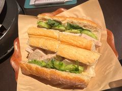 -大头虾越式风味餐厅(光明广场店)