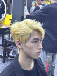 -藤野造型专业烫染接发