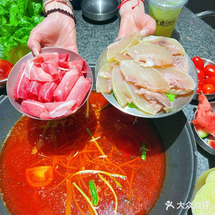 一起来探寻重庆老火锅里之贵州特色酸汤火锅🍲