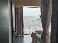 -得闲·高空SPA(东盟店)